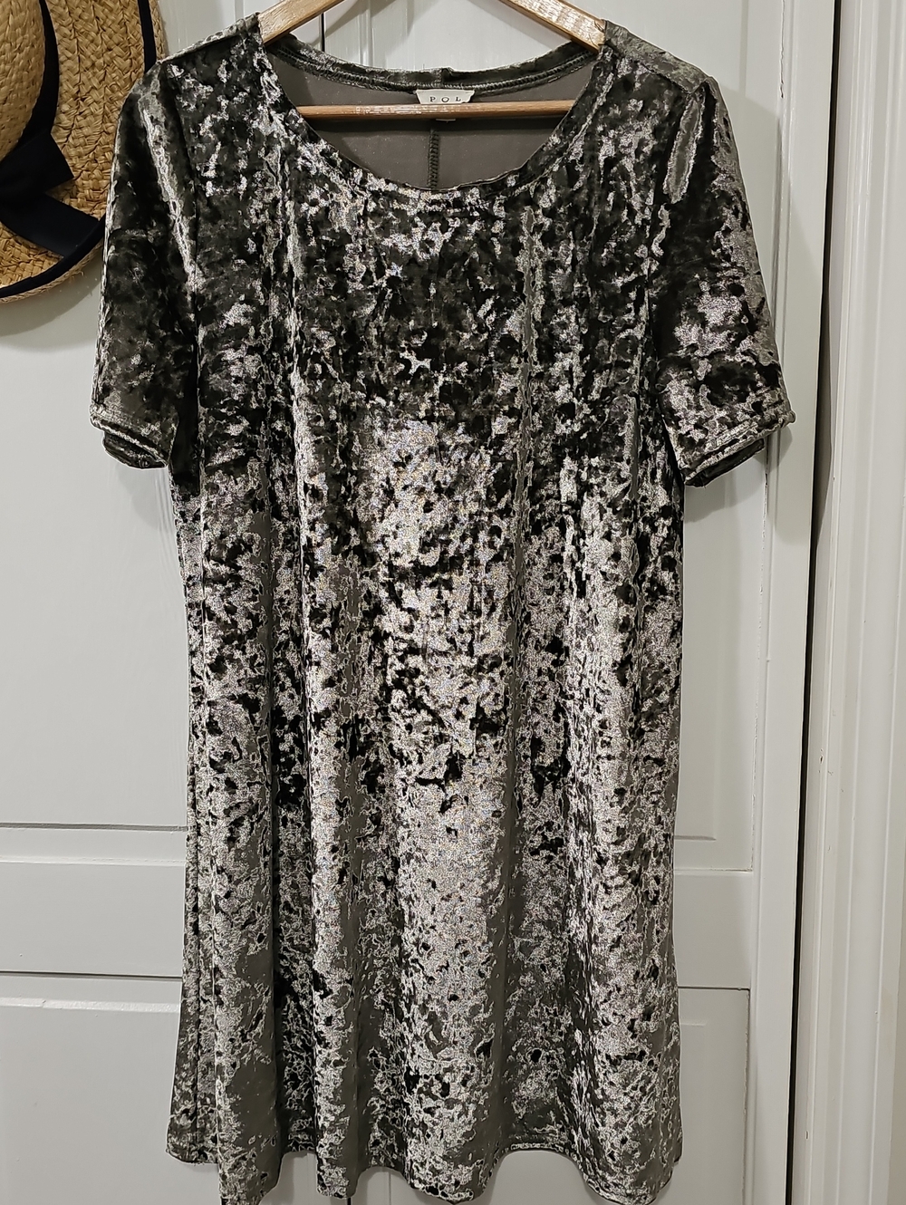 POL Crushed Velvet Short-Sleeve Mini Dress - Silver